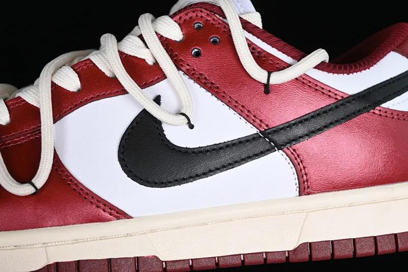All Categories Nk SB Dunk Series Nk SB Dunk Low Low-top sneakers Nk Dunk Low PRM Red Wine Estate Old Retro Chicago Deconstruction SB Strap Low-top Casual Shoes FJ4555-100